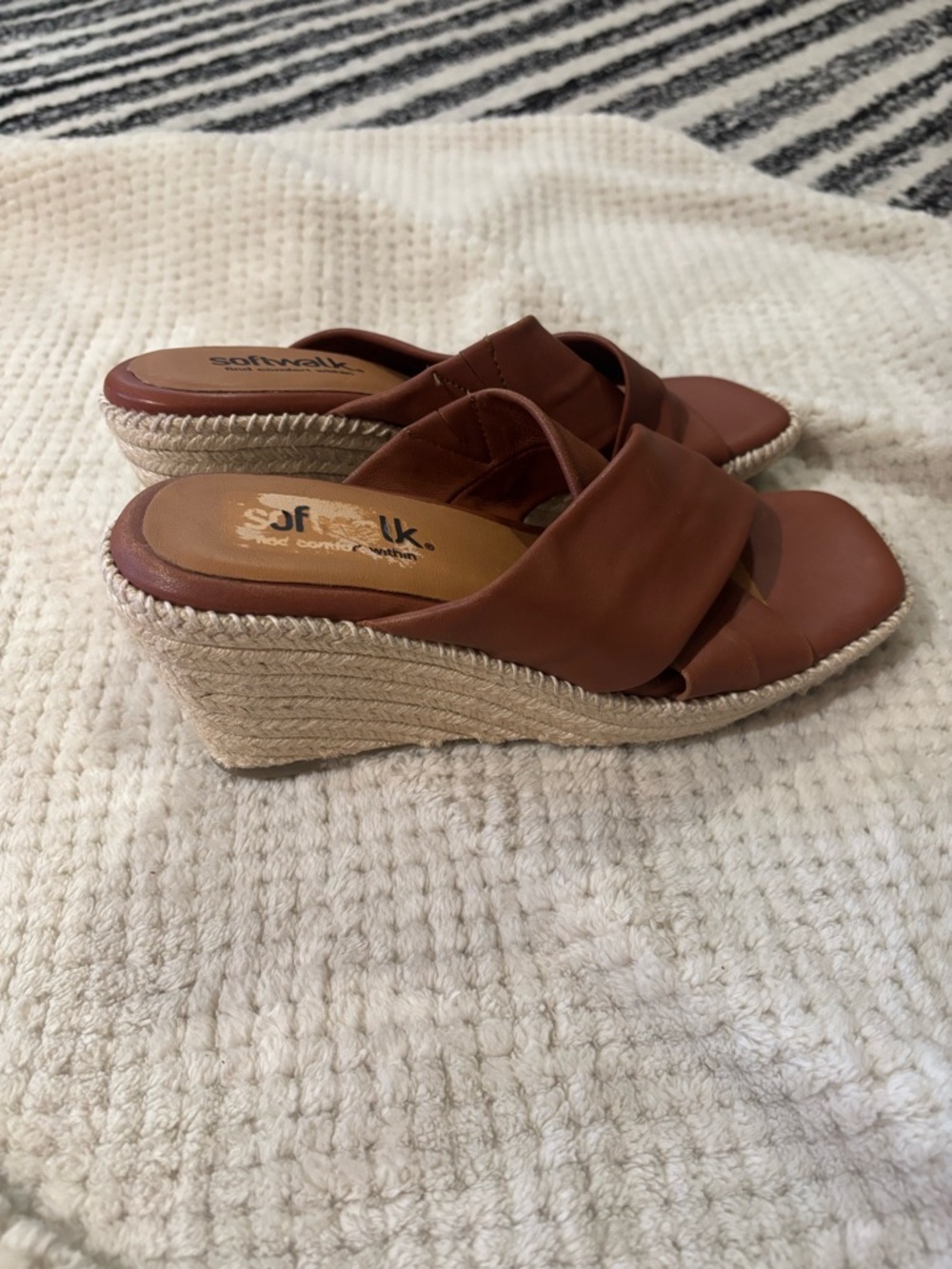 Softwalk Hastings Espradille Platform Wedge - Comfort, Summer, Vacation - Picture 7 of 9
